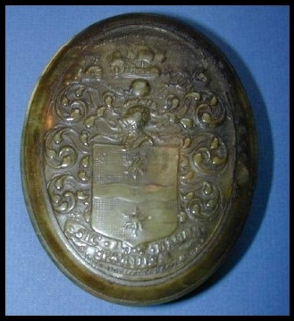 Snuff Box Made of Horn