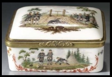 Porcelain Snuff Box